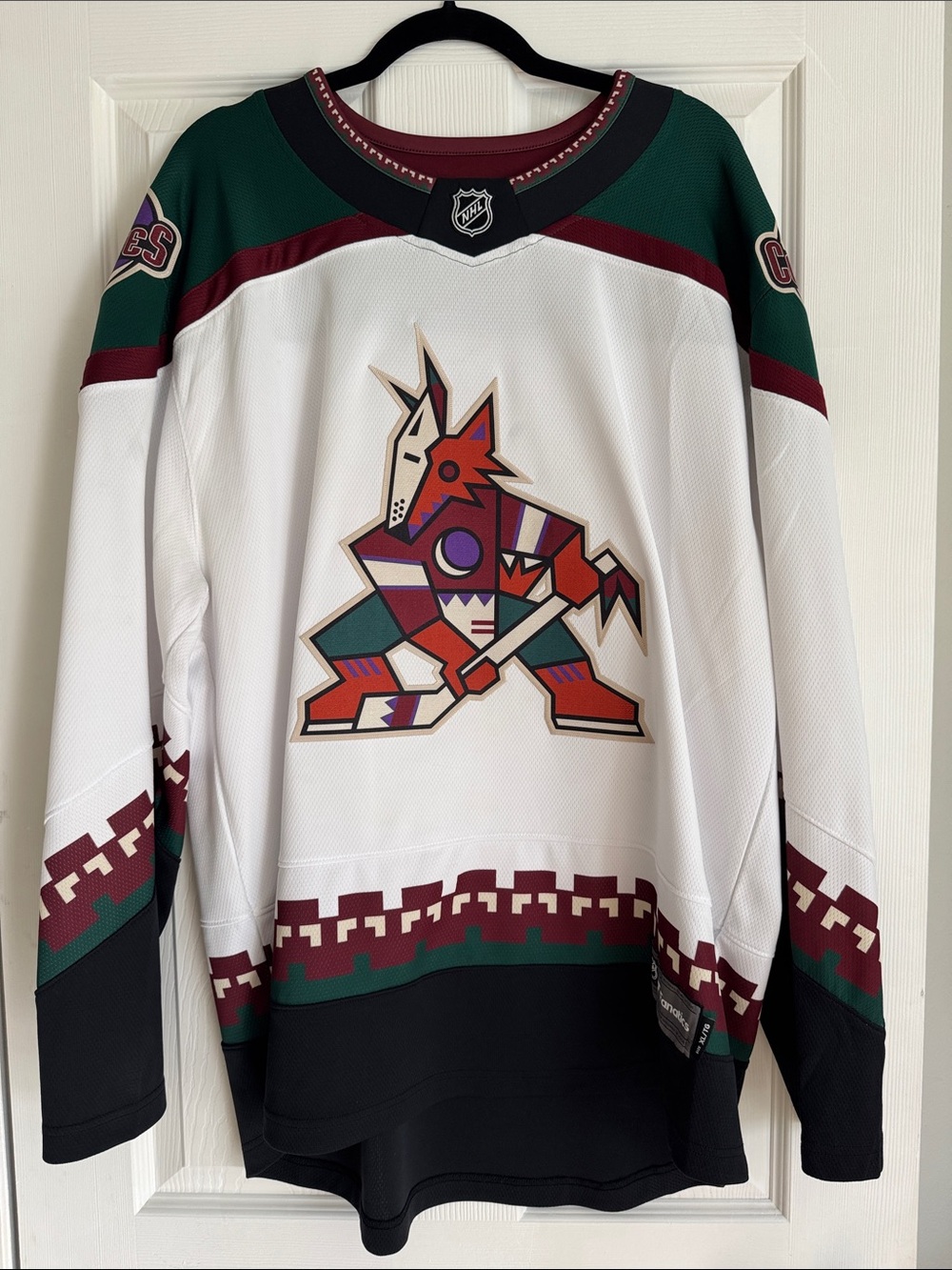 Coyotes NHL Fanatics Hockey Jersey XL